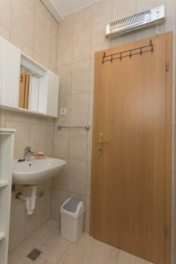 Apartment Ribica Kastela Croatia