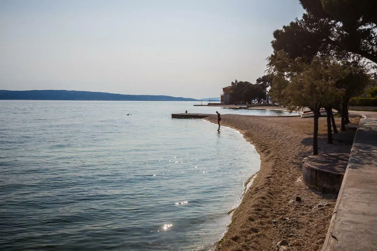 Apartment Ribica Kastela